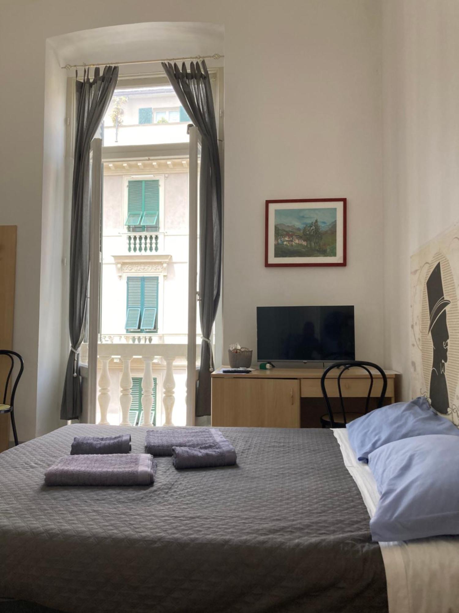 Guest House Roma Genoa Exterior photo